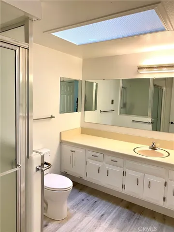 13521 Wentworth Lane, M5-107i, Seal Beach, California 90740