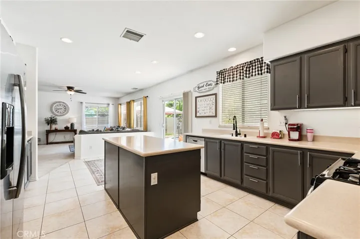 12607 Orangeblossom Lane, Riverside, California 92503
