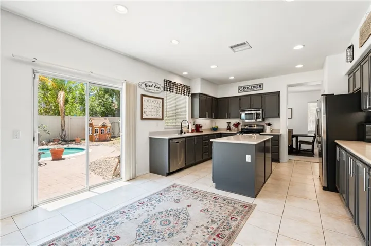 12607 Orangeblossom Lane, Riverside, California 92503