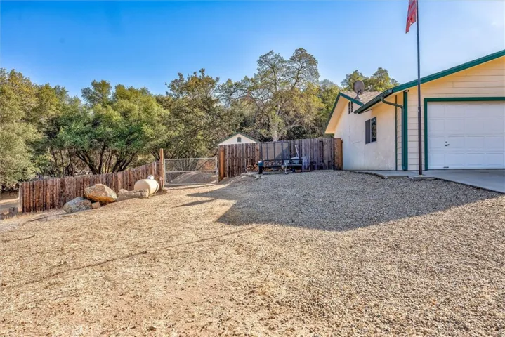31545 Crow Road, Coarsegold, California 93614