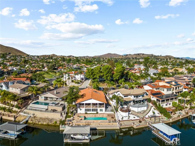 30261 Spray Drive, Canyon Lake, California 92587