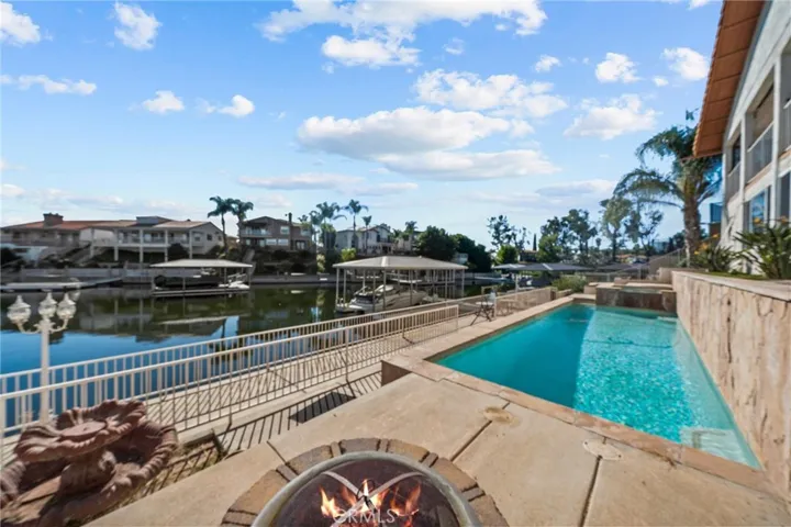 30261 Spray Drive, Canyon Lake, California 92587