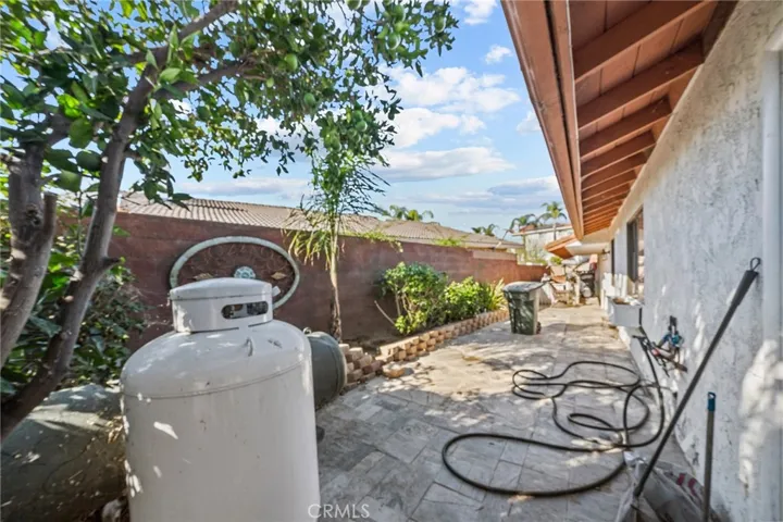30261 Spray Drive, Canyon Lake, California 92587