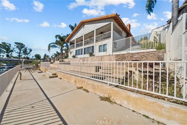 30261 Spray Drive, Canyon Lake, California 92587