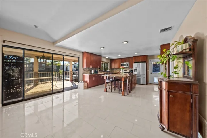 30261 Spray Drive, Canyon Lake, California 92587