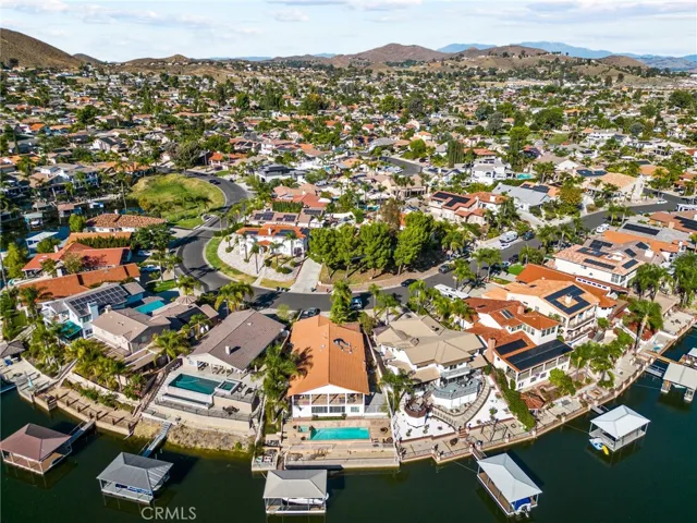30261 Spray Drive, Canyon Lake, California 92587