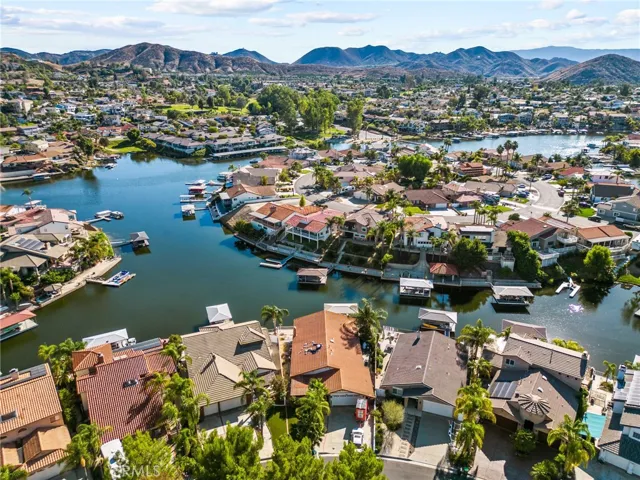 30261 Spray Drive, Canyon Lake, California 92587