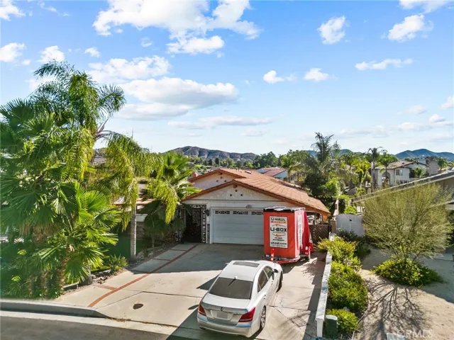30261 Spray Drive, Canyon Lake, California 92587