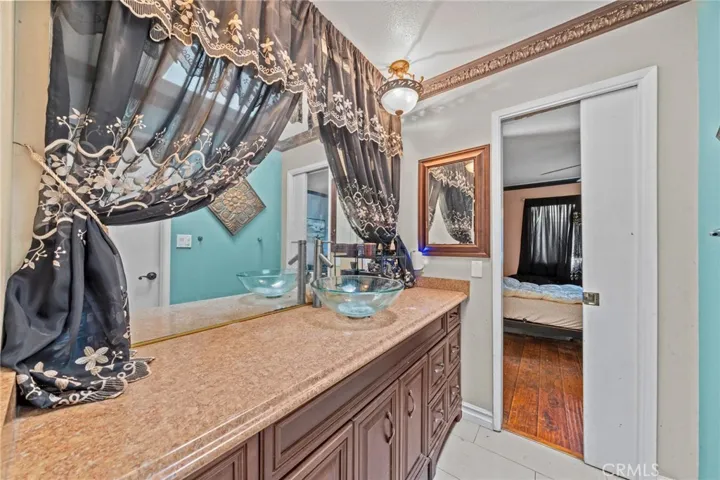 30261 Spray Drive, Canyon Lake, California 92587