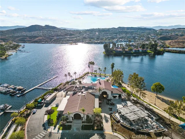 30261 Spray Drive, Canyon Lake, California 92587