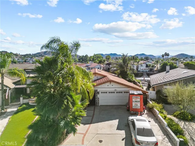 30261 Spray Drive, Canyon Lake, California 92587