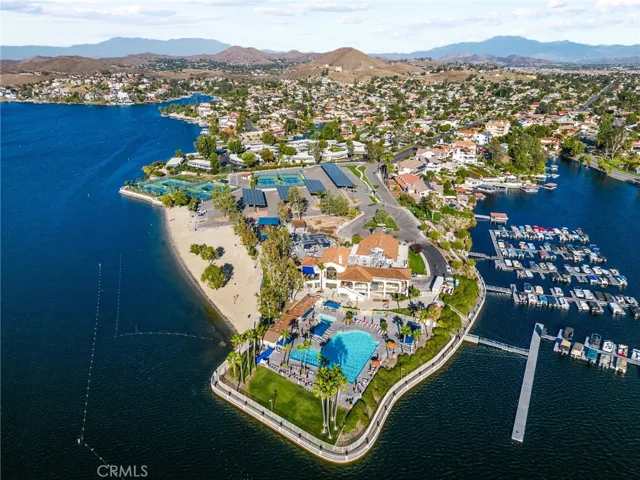 30261 Spray Drive, Canyon Lake, California 92587