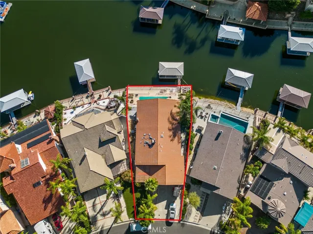 30261 Spray Drive, Canyon Lake, California 92587