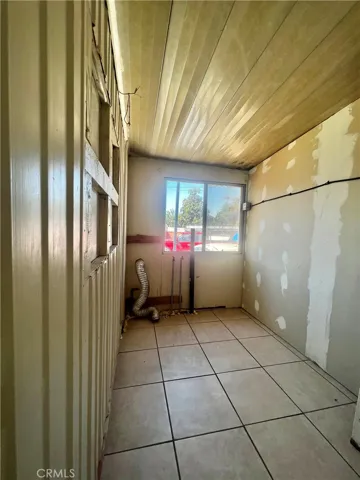 15325 Orange Avenue, Paramount, California 90723
