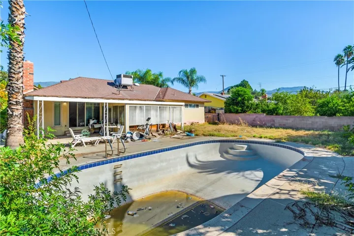 1255 Pumalo Street, San Bernardino, California 92404
