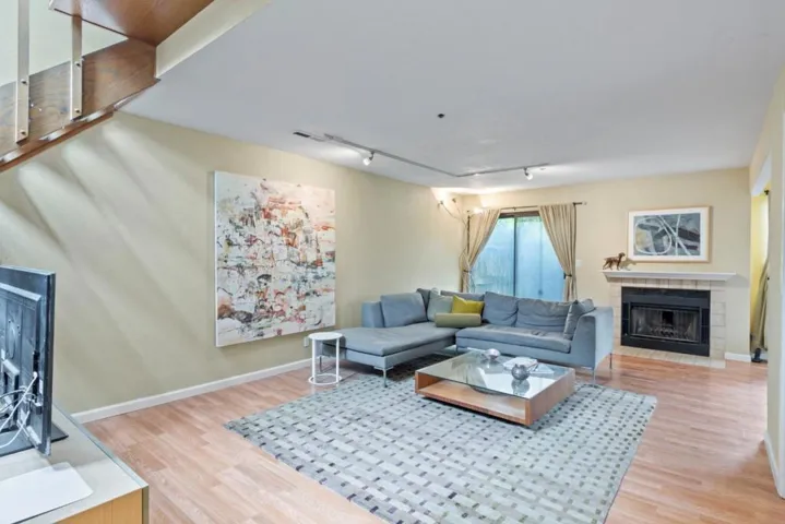 1335 Alma Street, Palo Alto, California 94301