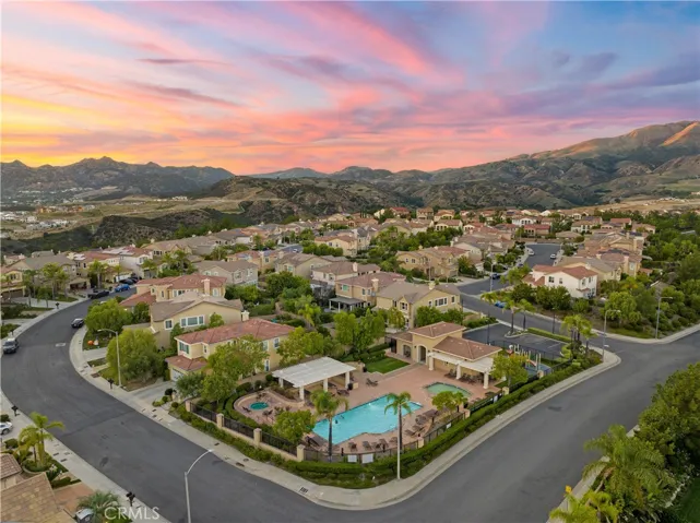 20740 Trieste Lane, Porter Ranch, California 91326