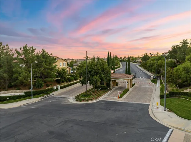 20740 Trieste Lane, Porter Ranch, California 91326