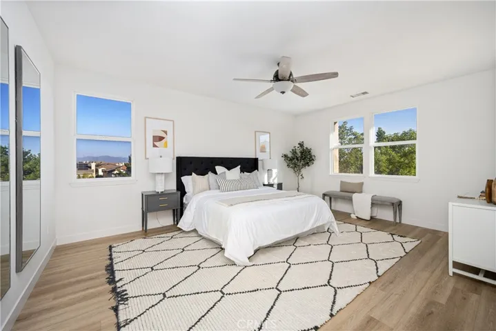 20740 Trieste Lane, Porter Ranch, California 91326