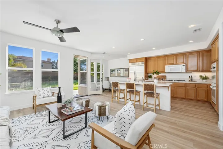 20740 Trieste Lane, Porter Ranch, California 91326