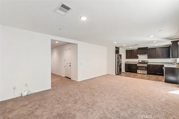 24027 Roybal Way, Lake Elsinore, California 92532