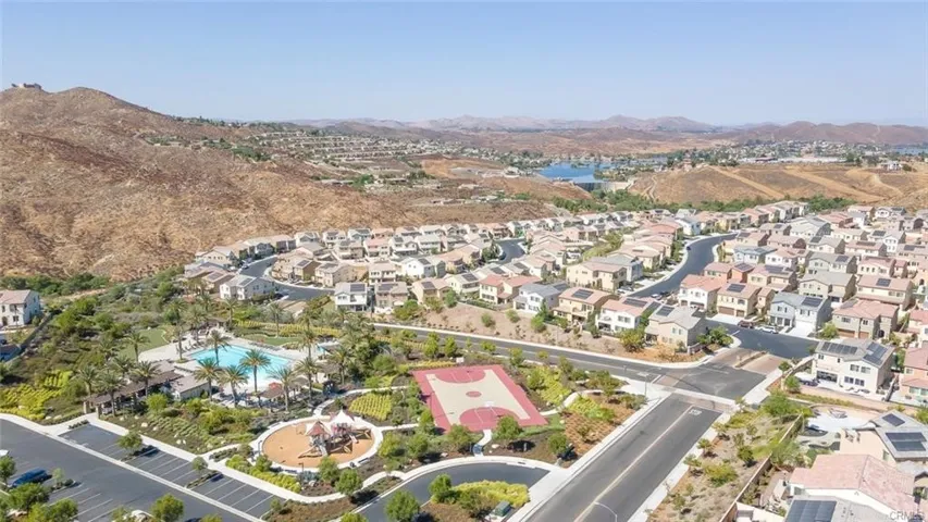 24027 Roybal Way, Lake Elsinore, California 92532