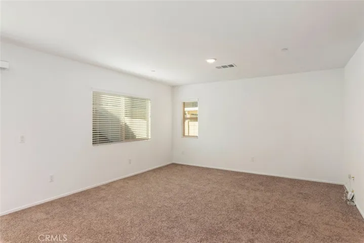 24027 Roybal Way, Lake Elsinore, California 92532