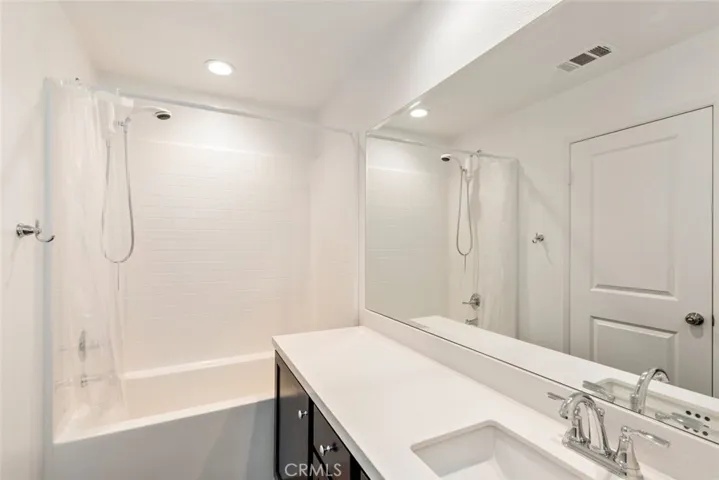 24027 Roybal Way, Lake Elsinore, California 92532