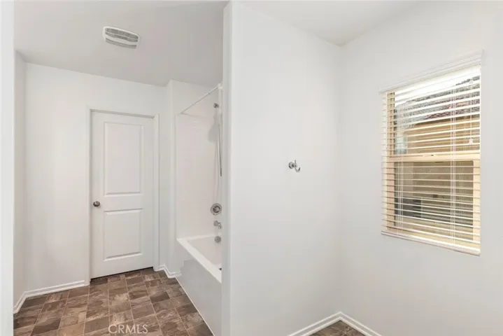 24027 Roybal Way, Lake Elsinore, California 92532