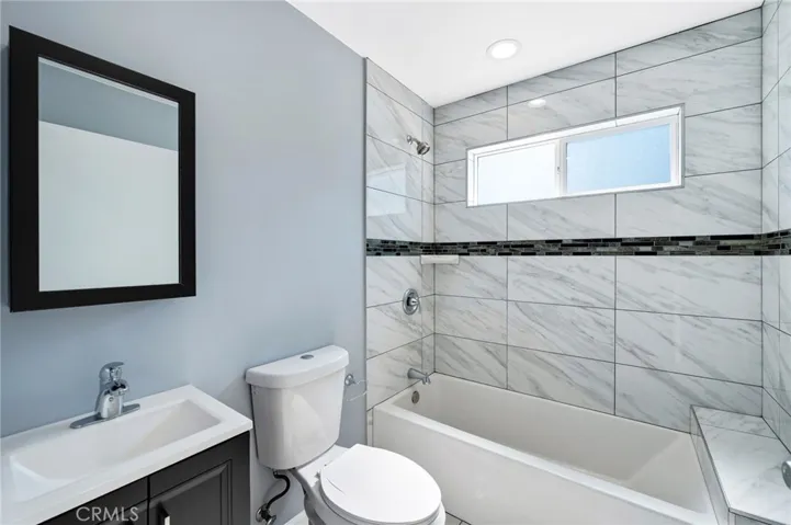 11723 Adenmoor Avenue Unit A, Downey, California 90241