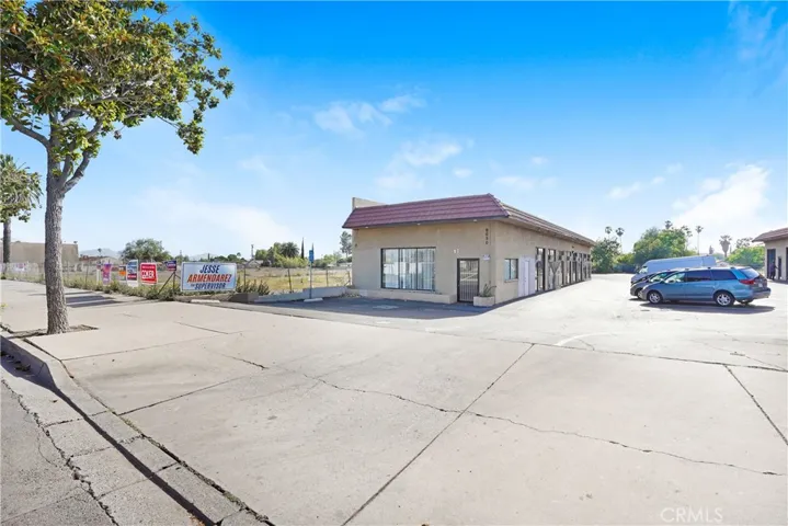 9030 Sierra Avenue, Fontana, California 92335