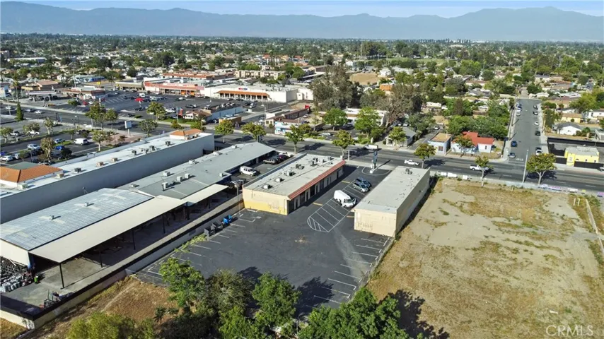 9030 Sierra Avenue, Fontana, California 92335