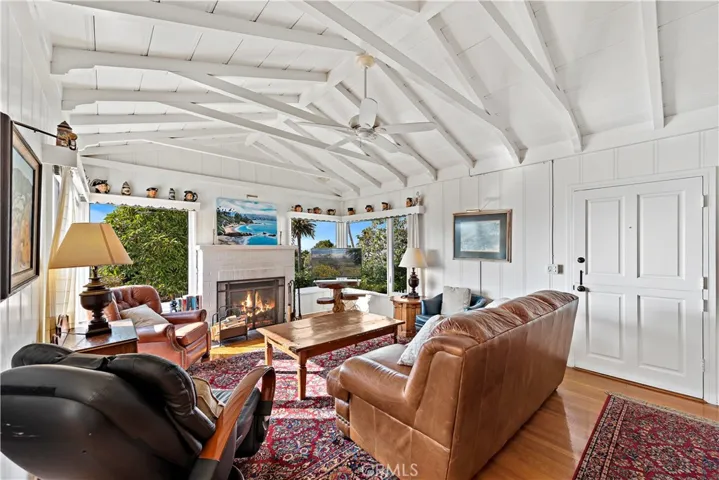 483 Aster Street Front, Laguna Beach, California 92651