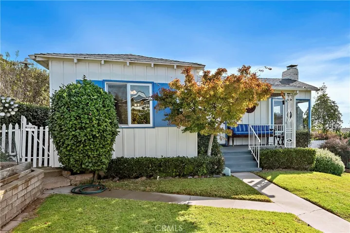 483 Aster Street Front, Laguna Beach, California 92651