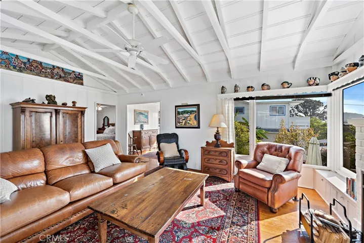 483 Aster Street Front, Laguna Beach, California 92651