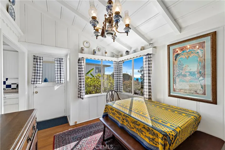 483 Aster Street Front, Laguna Beach, California 92651