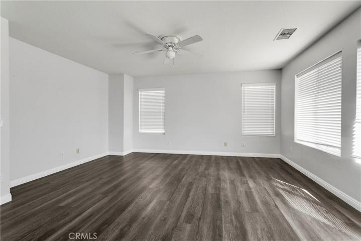 15109 Bluffside Lane, Victorville, California 92394