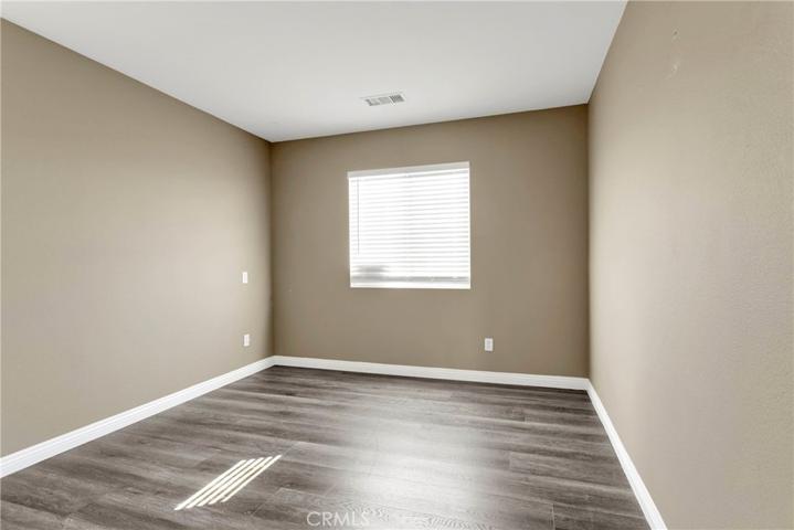 15109 Bluffside Lane, Victorville, California 92394