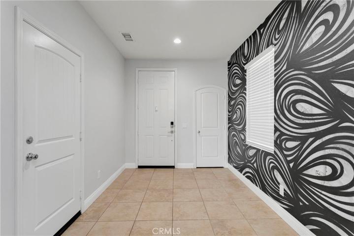 15109 Bluffside Lane, Victorville, California 92394