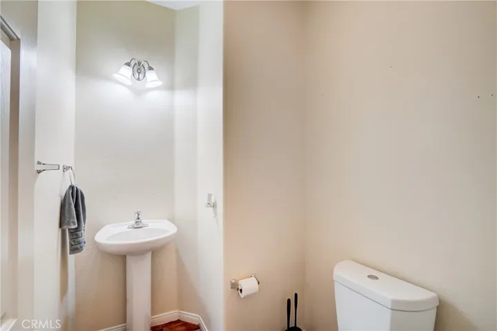 30883 Via Lakistas, Lake Elsinore, California 92530