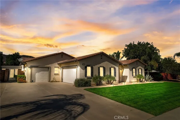 30883 Via Lakistas, Lake Elsinore, California 92530
