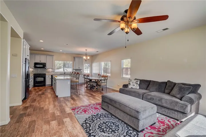 30883 Via Lakistas, Lake Elsinore, California 92530
