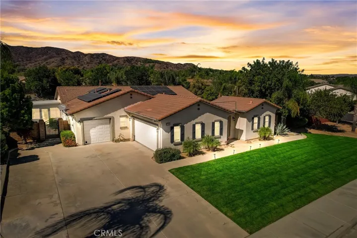 30883 Via Lakistas, Lake Elsinore, California 92530
