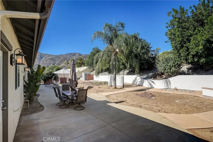 30883 Via Lakistas, Lake Elsinore, California 92530