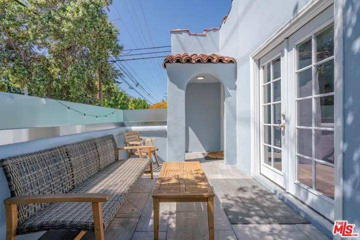 8061 Waring Avenue, Los Angeles, California 90046