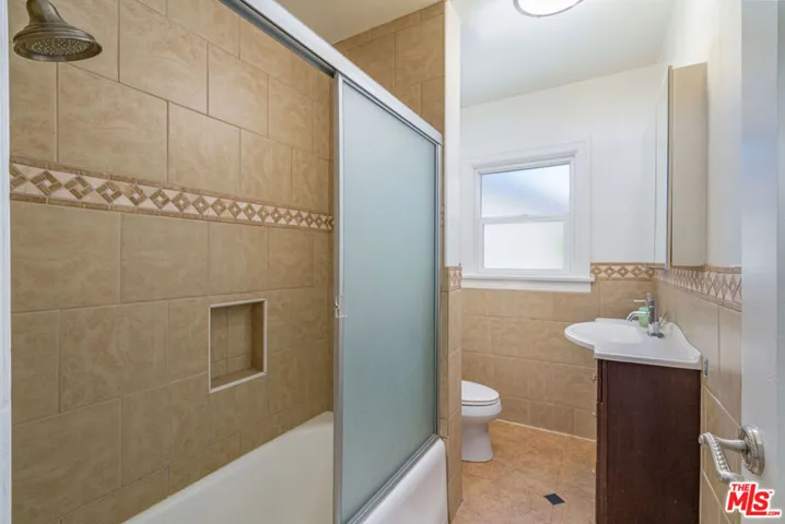 8061 Waring Avenue, Los Angeles, California 90046