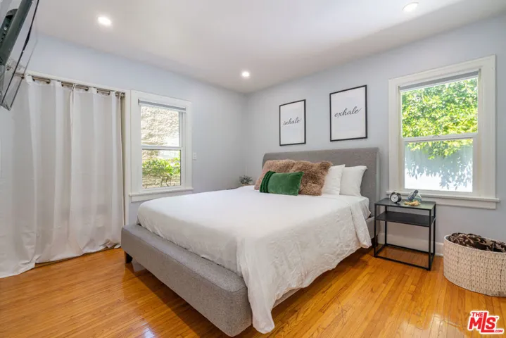 8061 Waring Avenue, Los Angeles, California 90046