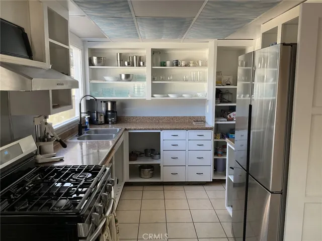 Sunny kitchen