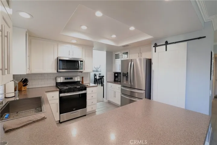 Kitchen bar