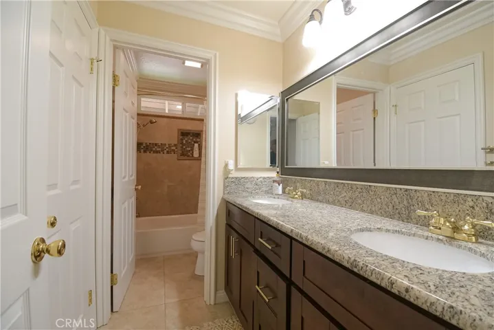 832 Clearwater Court, Walnut, California 91789